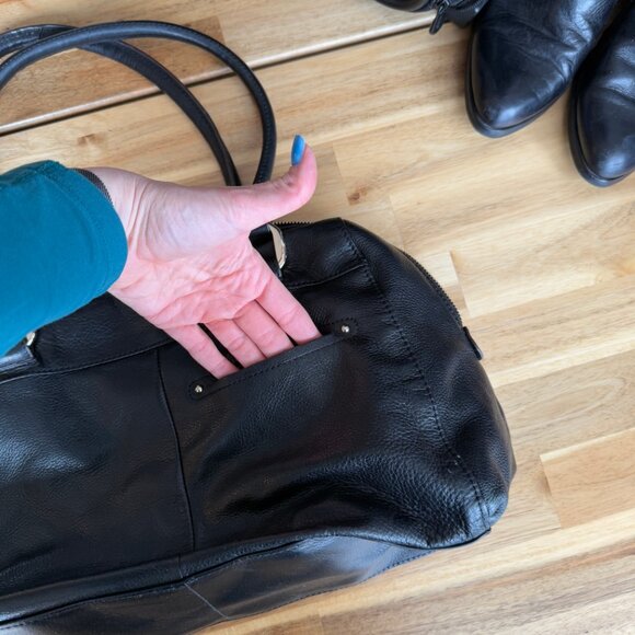 B. Makowsky Shoulder Bag Black Pebbled Leather - Picture 5 of 8